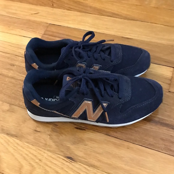 new balance navy and rose gold